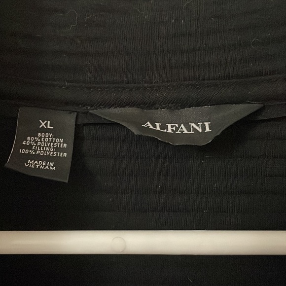 Zip up jacket - Picture 2 of 2